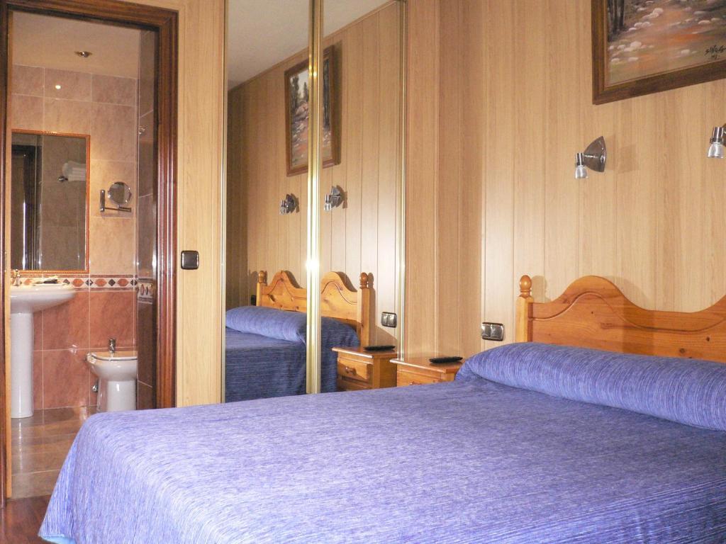 Hotel Dona Blanca Albarracin Luaran gambar