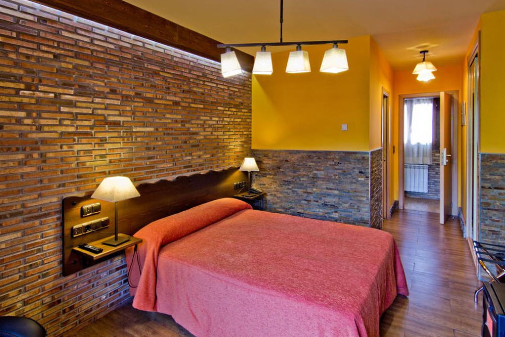 Hotel Dona Blanca Albarracin Luaran gambar